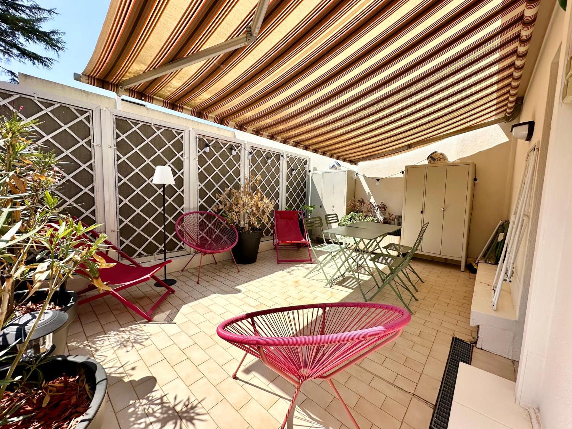 Elegant Appartement 2Pieces Piscinevue Mer Parking Vallauris Exterior foto